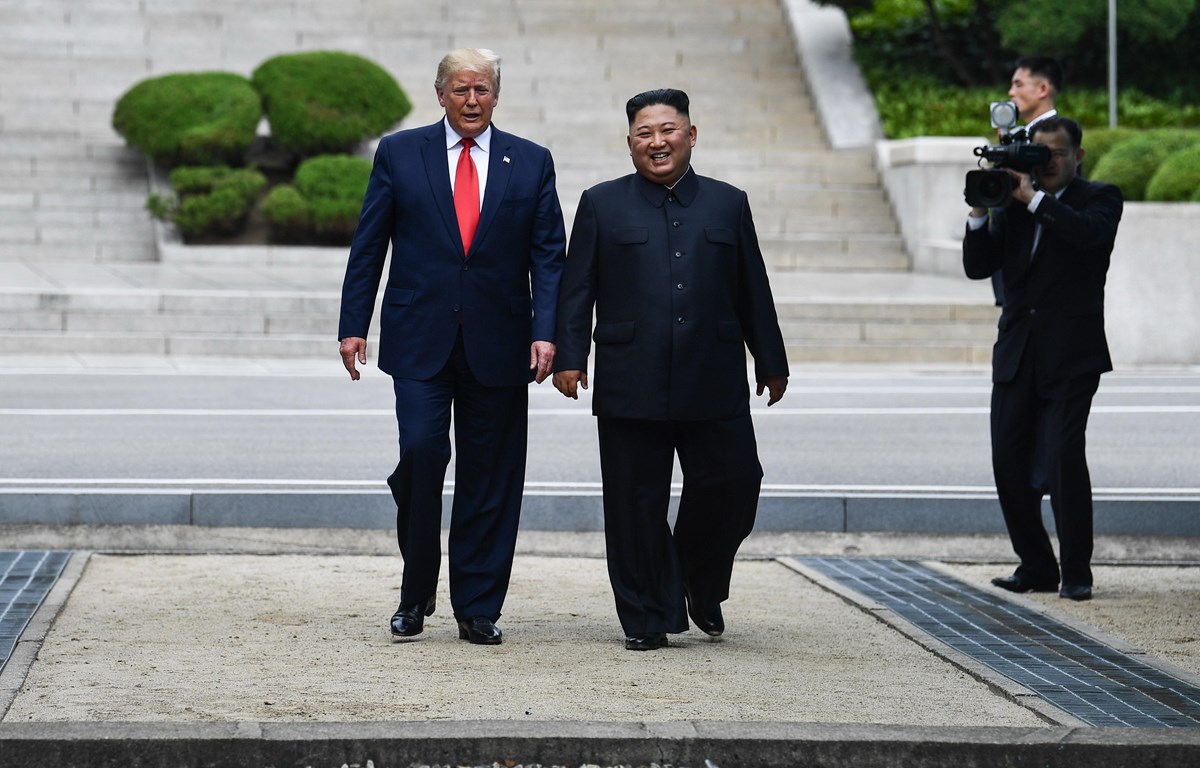 Cuộc gặp Mỹ-Triều tại DMZ: KCNA ca ngợi cuộc gặp lịch sử