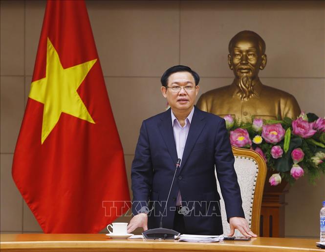 Chính phủ cần thúc đẩy hơn nữa ổn định kinh tế vĩ mô