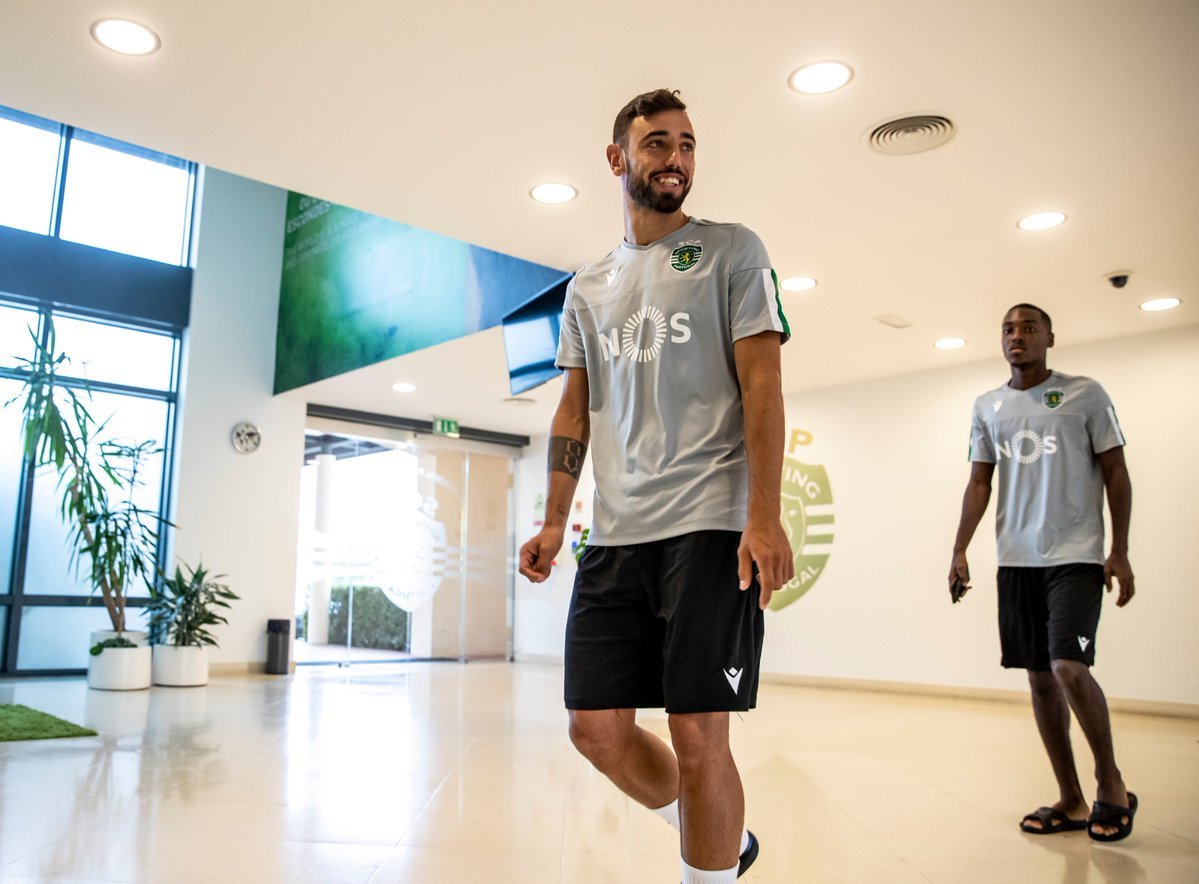 MU chờ "giờ vàng" đón Bruno Fernandes, Arsenal săn Marcelo
