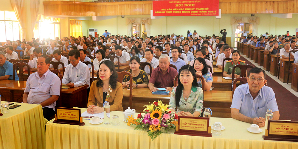 Ban Tuyên giáo Trung ương: Hội nghị báo cáo viên tháng 7-2019 Ban Tuyên giáo Trung ương: Hội nghị báo cáo viên tháng 7-2019