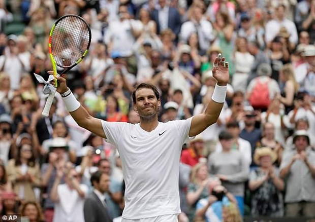 'Tàu tốc hành' Roger Federer thiết lập hàng loạt kỷ lục đáng nhớ