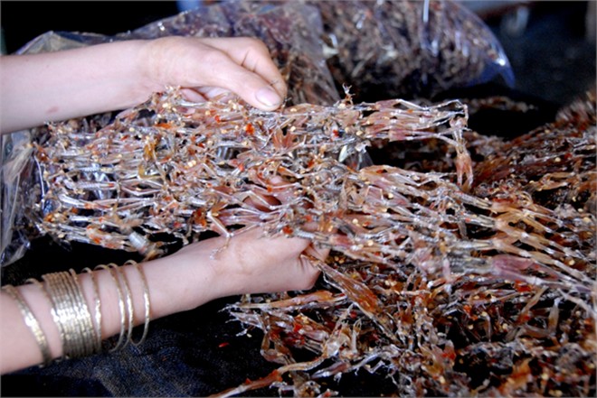 "Vũ nữ chân dài" miền Tây lừng danh làm ngây ngất thực khách