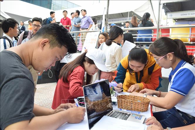 Gần 54,6 triệu người có việc làm trong quý II năm 2019