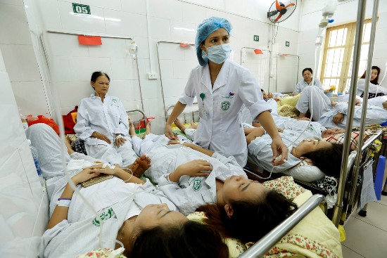 Sốt xuất huyết bùng phát, số bệnh nhân nhập viện gia tăng