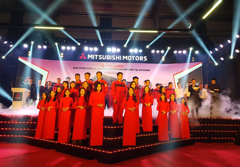 Khai trương trung tâm Mitsubishi hiện đại tại An Giang