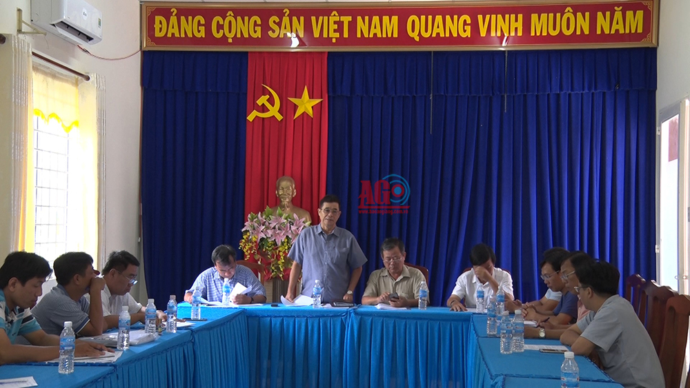 Phú Tân công bố dịch tả heo Châu Phi Phú Tân công bố dịch tả heo Châu Phi