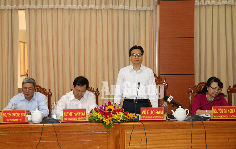 Phó Thủ tướng Chính phủ Vũ Đức Đam làm việc tại An Giang Phó Thủ tướng Chính phủ Vũ Đức Đam làm việc tại An Giang