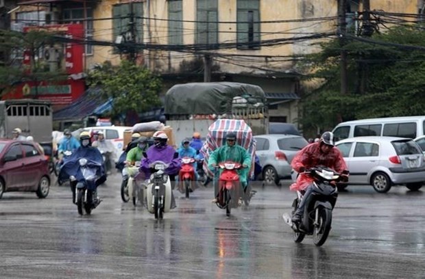 Tây Nguyên và Nam Bộ có dông nhiều nơi, nguy cơ lốc xoáy