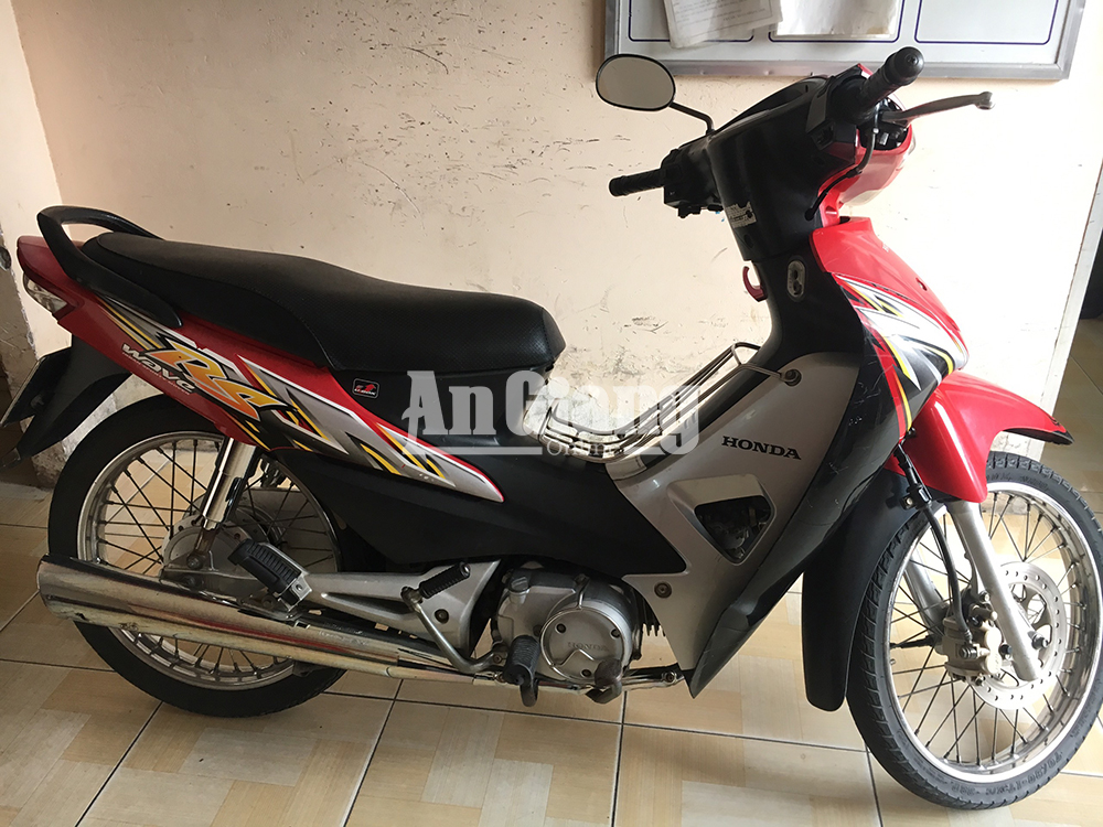 Bị bắt quả tang trộm xe ở nhà trọ Bị bắt quả tang trộm xe ở nhà trọ