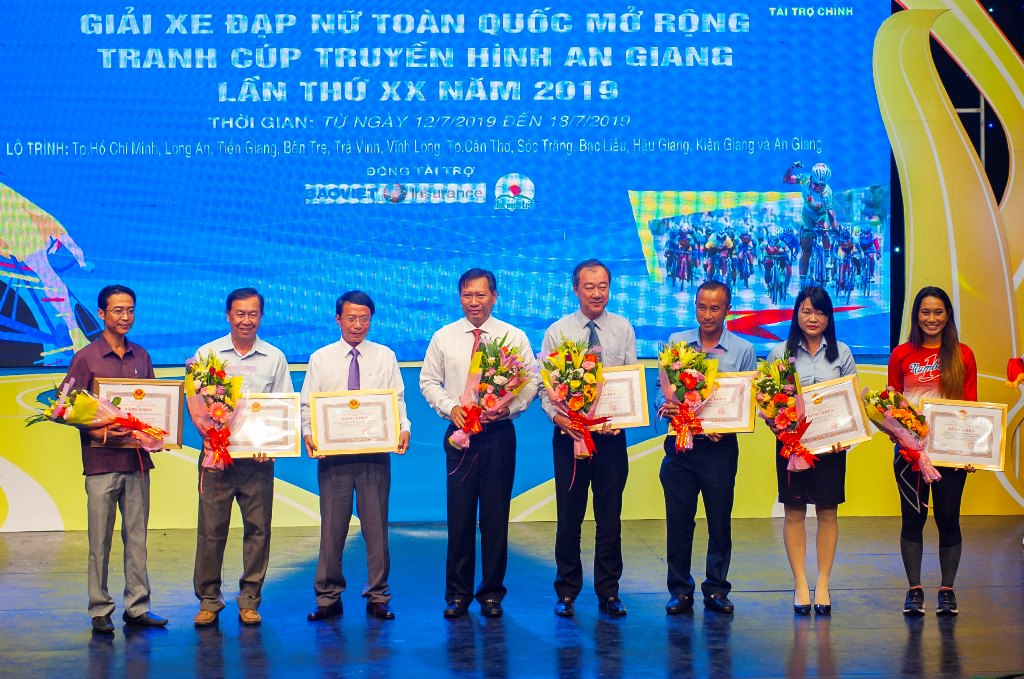 Tay đua Kim Hyun Ji đoạt “cú đúp” tại Giải xe đạp nữ toàn quốc mở rộng tranh Cúp Truyền hình An Giang lần XX-2019