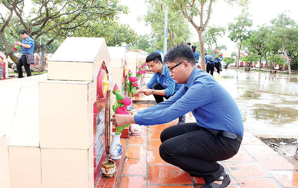 Hướng đến kỷ niệm 72 năm ngày Thương binh - Liệt sĩ Hướng đến kỷ niệm 72 năm ngày Thương binh - Liệt sĩ
