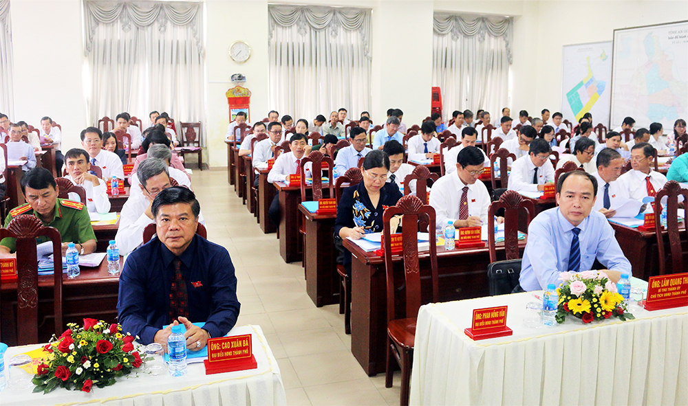 TP. Châu Đốc tiến hành kỳ họp thứ 11 HĐND