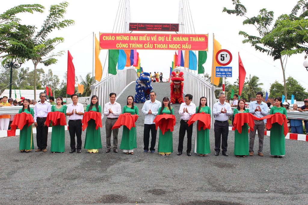 Khánh thành cầu Thoại Ngọc Hầu