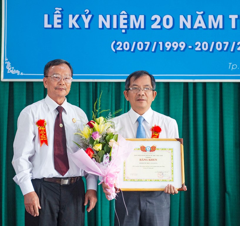 Hội Dược học tỉnh: Họp mặt kỷ niệm 20 năm thành lập
