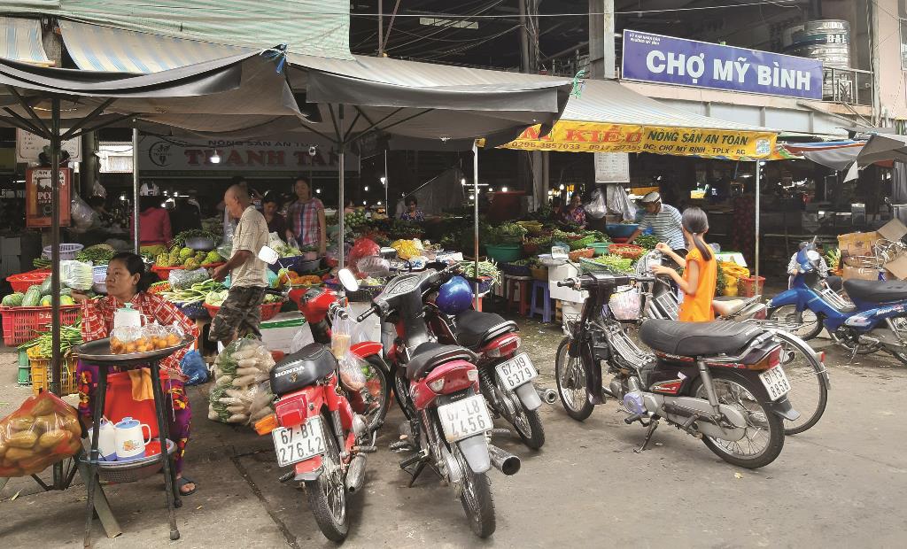 Chợ hiện đại hay truyền thống?