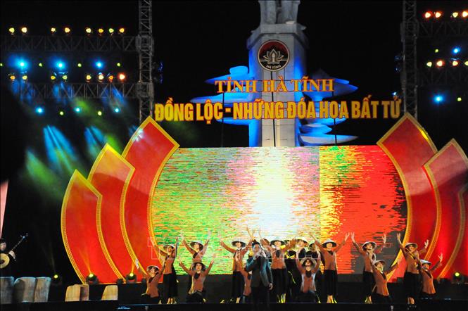 ''Đồng Lộc - những đóa hoa bất tử'' tri ân 10 nữ thanh niên xung phong