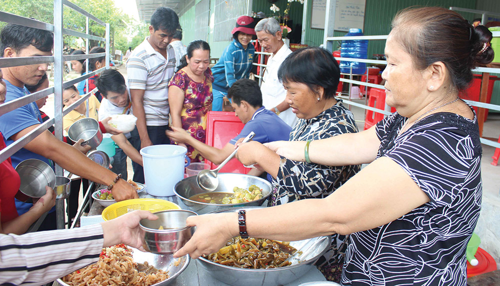 Ấm mãi những tấm lòng