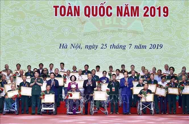 Chăm sóc người có công là bổn phận, nhiệm vụ thường xuyên, lâu dài