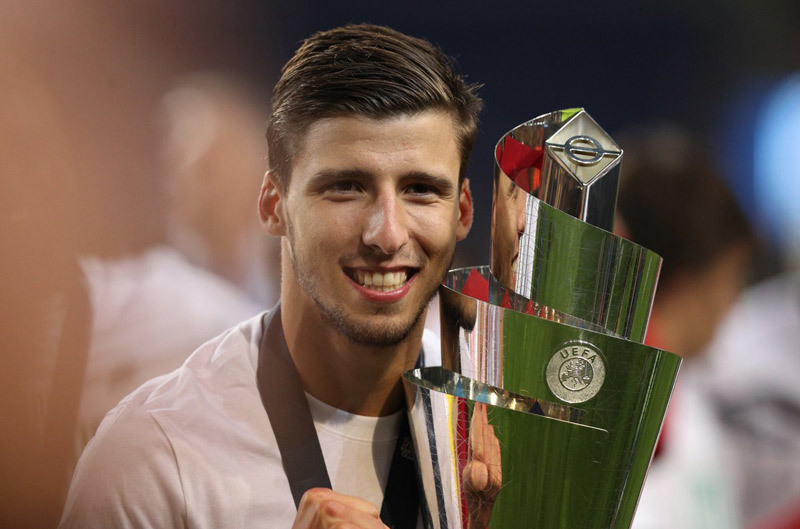 MU bất ngờ mua Ruben Dias, Arsenal sắm Khedira