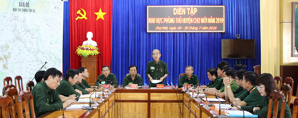 Khai mạc diễn tập khu vực phòng thủ huyện Chợ Mới Khai mạc diễn tập khu vực phòng thủ huyện Chợ Mới