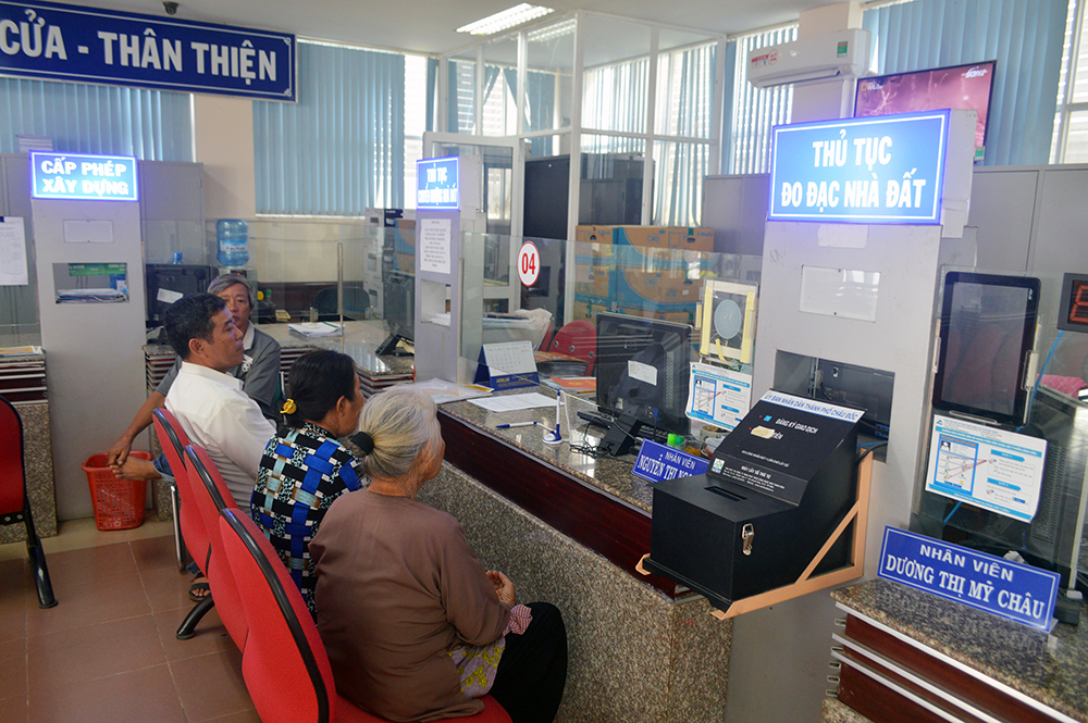 TP.Châu Đốc khai trương mô hình tiếp nhận hồ sơ và trả kết quả thủ tục hành chính tại nhà TP.Châu Đốc khai trương mô hình tiếp nhận hồ sơ và trả kết quả thủ tục hành chính tại nhà