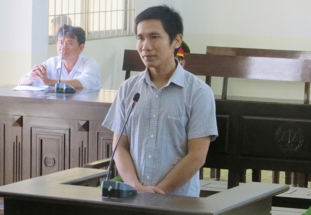 Giả hồ sơ vay nợ