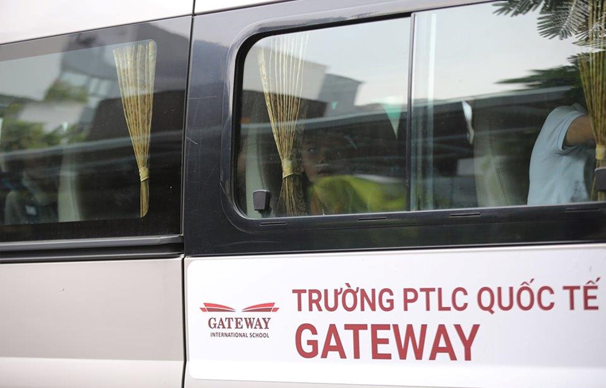 Bộ Giáo dục chỉ đạo nóng vụ học sinh bị bỏ quên trên xe buýt