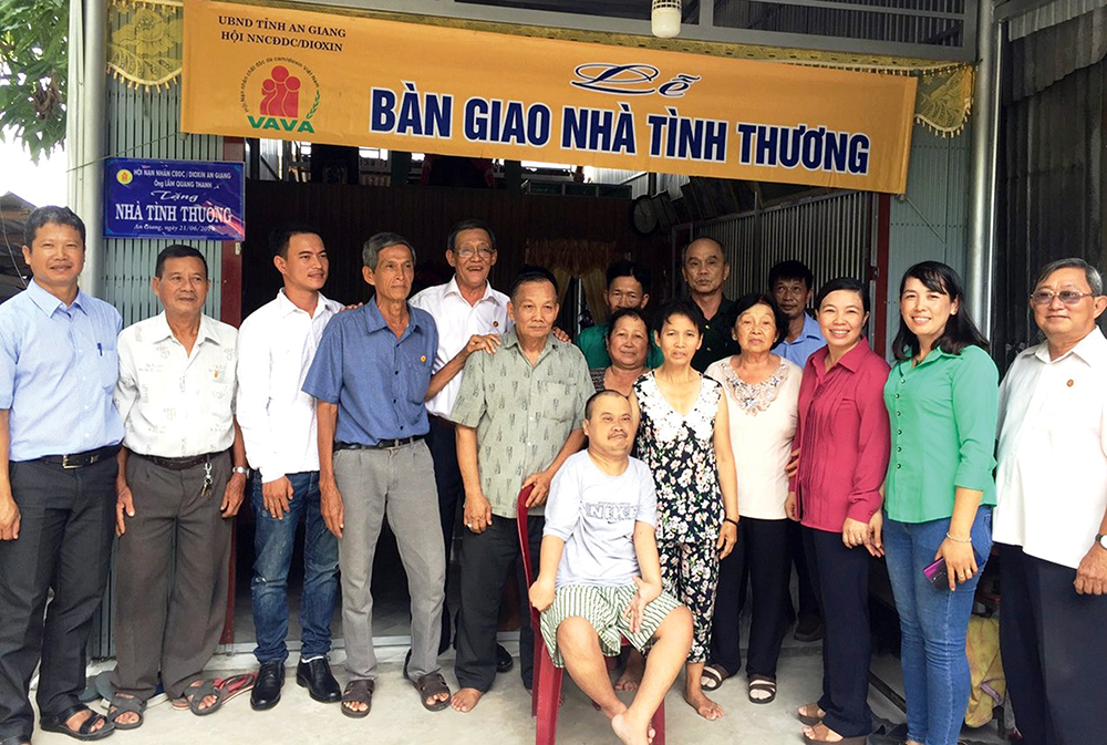 Xoa dịu nỗi đau da cam