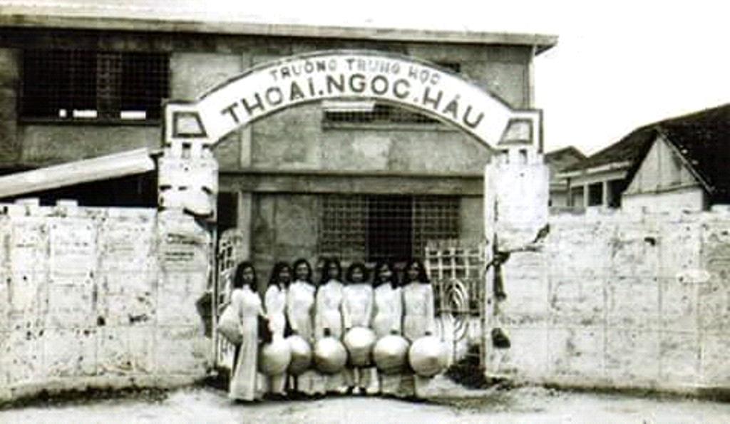 Phát huy truyền thống ở ngôi trường trung học đầu tiên tại Long Xuyên