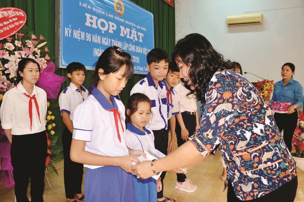 Tăng cường giải pháp ngăn dòng bỏ học