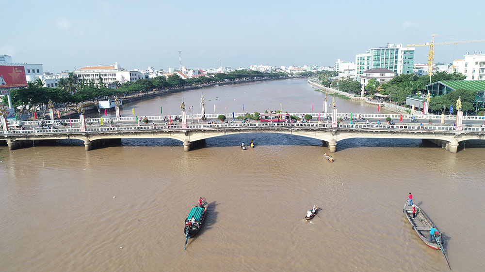 Sôi nổi, hấp dẫn Giải đua xuồng Báo An Giang lần thứ I-2019