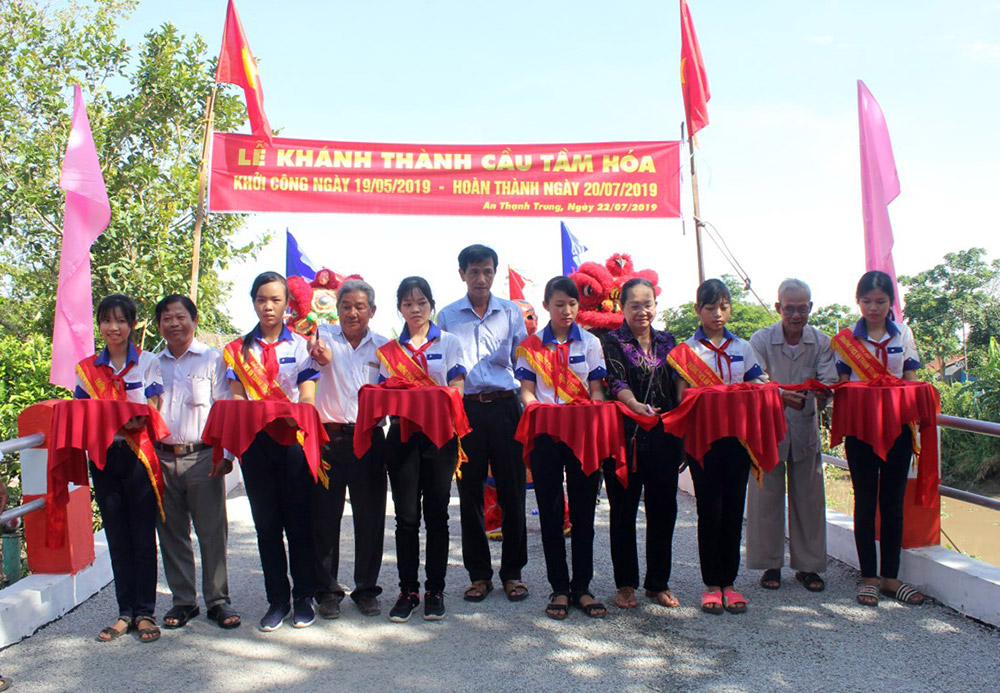 Chợ Mới xây dựng nông thôn mới
