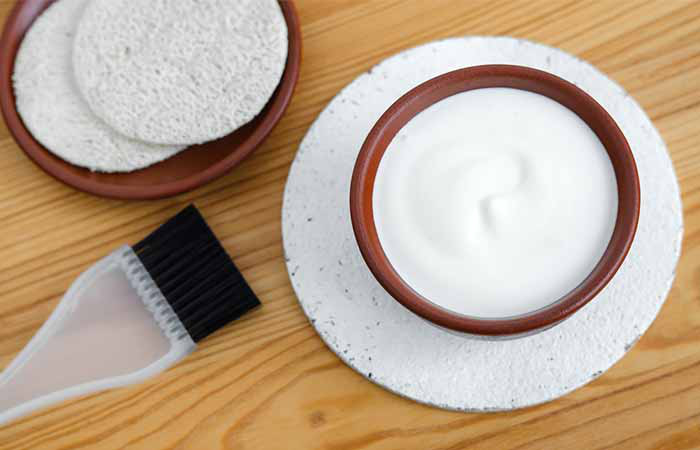 Tự làm mặt nạ thiên nhiên kiềm dầu cho tóc tại nhà