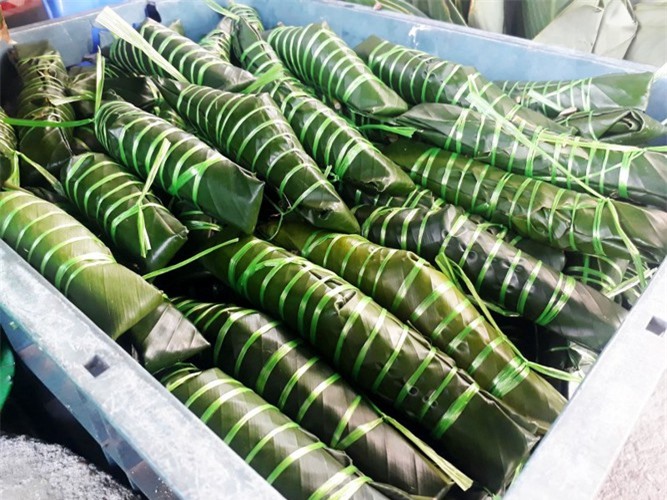 Kinh ngạc bởi các loại bánh có tên lạ độc ở Việt Nam
