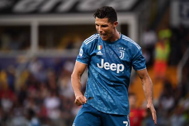 Ronaldo bị VAR từ chối, Juve chật vật giành điểm ở Ennio Tardini