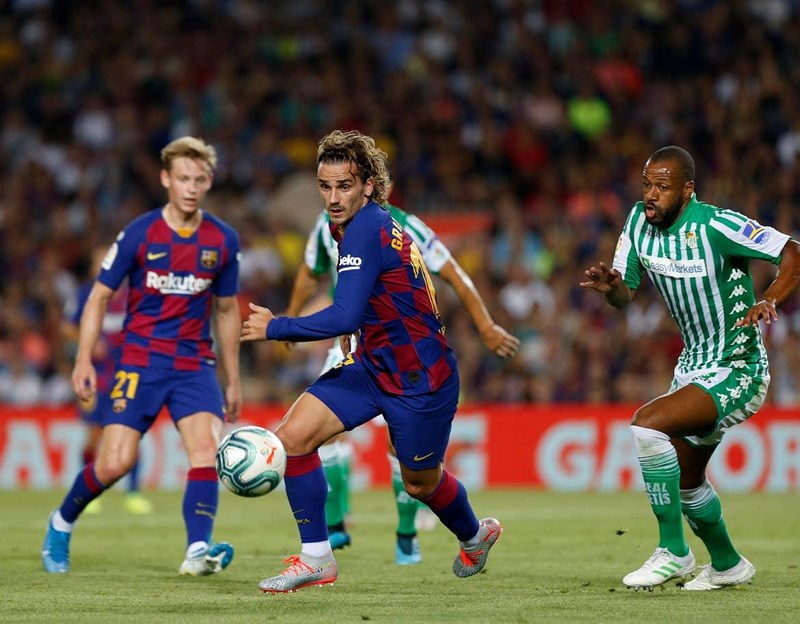 Griezmann khai hỏa, Barca ’trút giận’ lên Real Betis