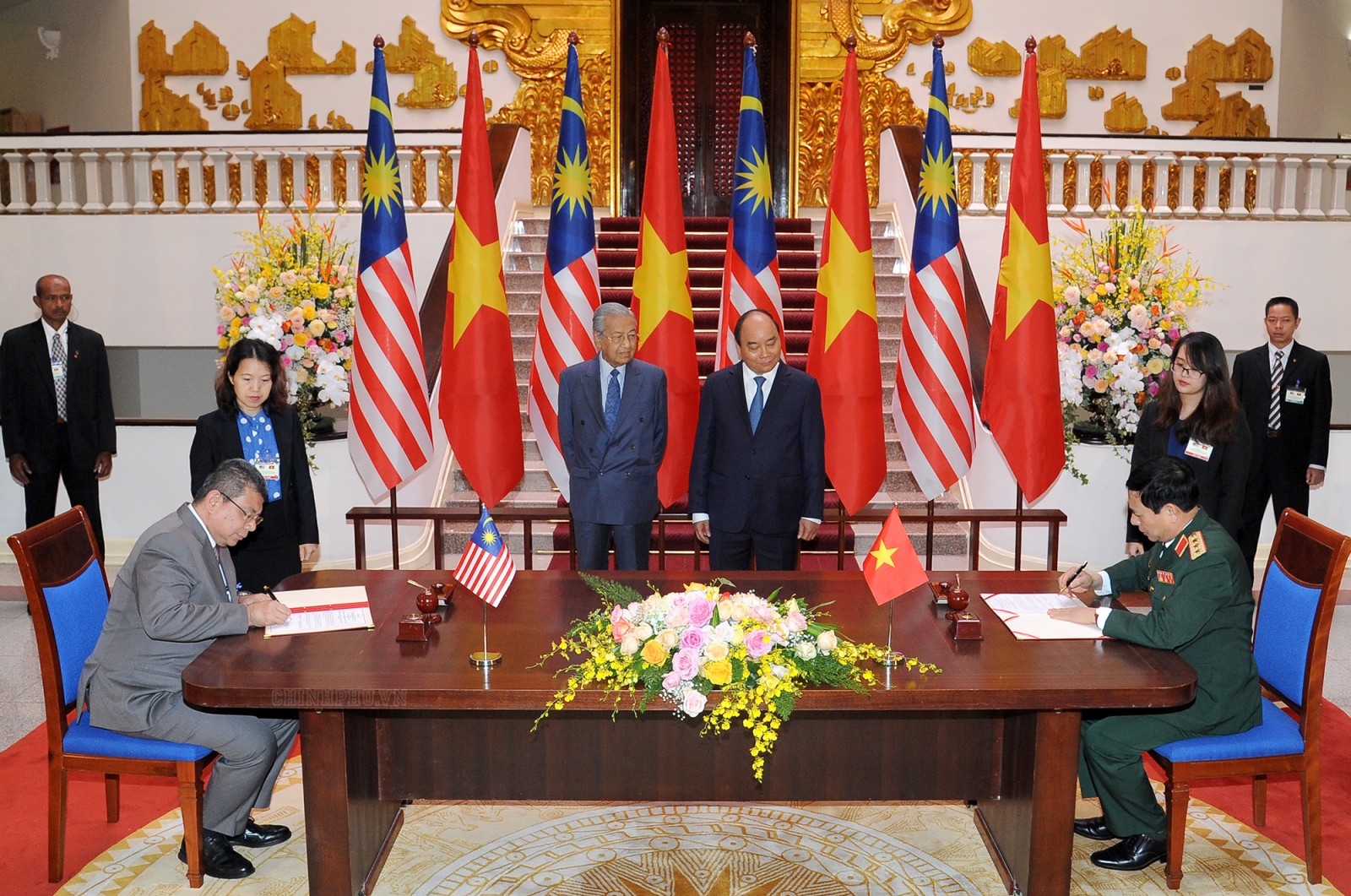 Thủ tướng Nguyễn Xuân Phúc hội đàm với Thủ tướng Malaysia