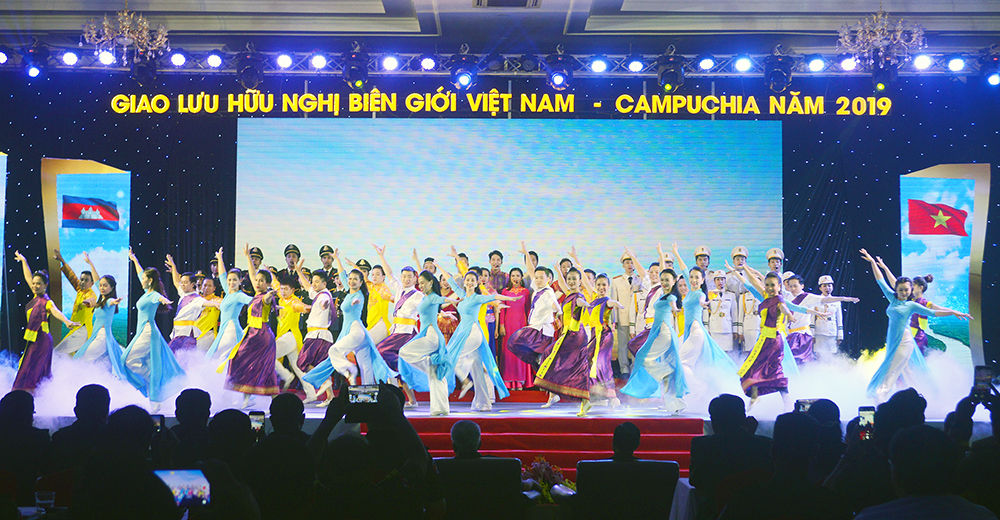 Giao lưu hữu nghị biên giới Việt Nam – Campuchia năm 2019 Giao lưu hữu nghị biên giới Việt Nam – Campuchia năm 2019