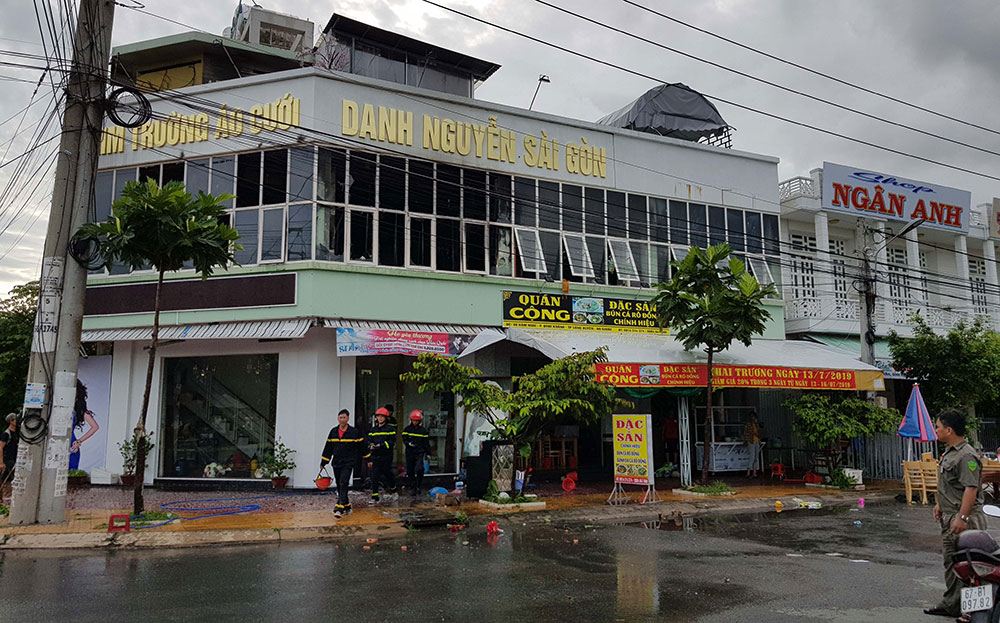 Cháy phim trường áo cưới, thiệt hại khoảng 2 tỷ đồng