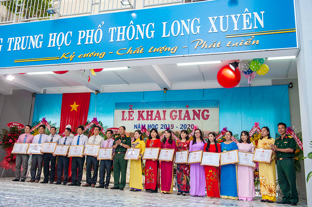 An Giang rộn ràng bước vào năm học mới 2019-2020 An Giang rộn ràng bước vào năm học mới 2019-2020