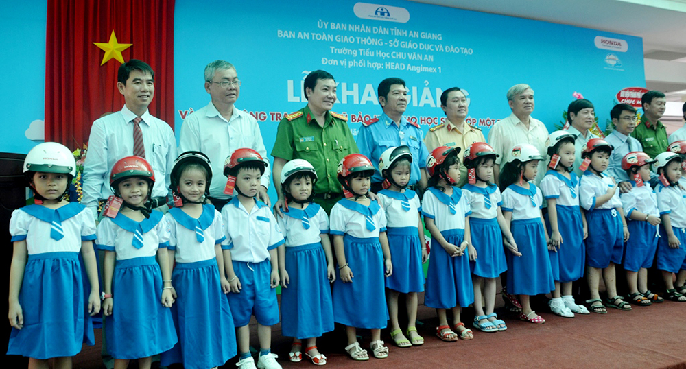 An Giang rộn ràng bước vào năm học mới 2019-2020 An Giang rộn ràng bước vào năm học mới 2019-2020