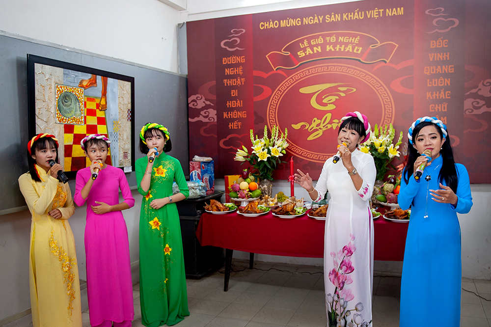 Liên hiệp các Hội Văn học Nghệ thuật An Giang tổ chức Lễ Giỗ tổ sân khấu Liên hiệp các Hội Văn học Nghệ thuật An Giang: Tổ chức Lễ Giỗ tổ Sân khấu