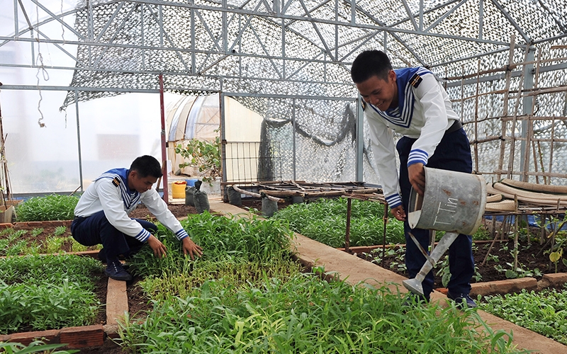 Những người lính nơi đầu sóng
