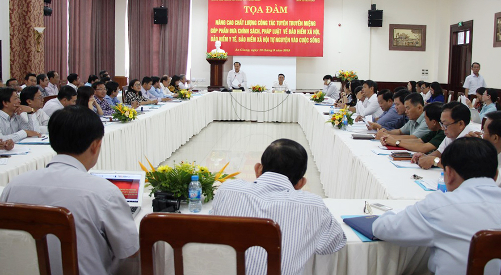 Bàn giải pháp nâng cao chất lượng tuyên truyền miệng, đưa chính sách, pháp luật về bảo hiểm vào cuộc sống Bàn giải pháp nâng cao chất lượng tuyên truyền miệng, đưa chính sách, pháp luật về bảo hiểm vào cuộc sống