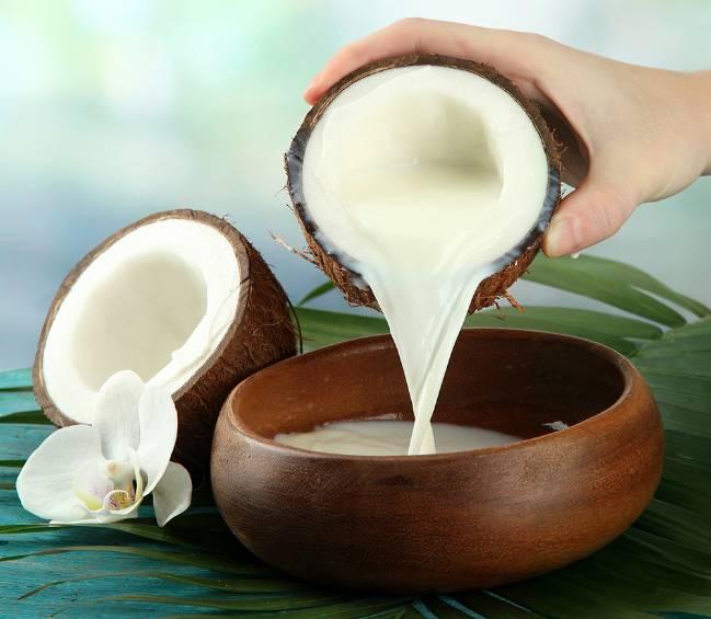Khám phá dinh dưỡng của nước cốt dừa