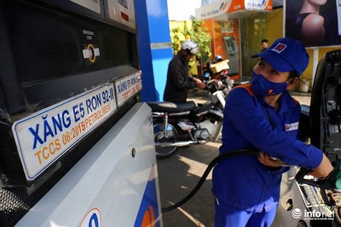 Giá xăng hôm nay 16-9 điều chỉnh tăng hay giảm?