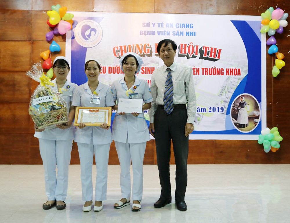 Thi điều dưỡng, hộ sinh, kỹ thuật viên, trưởng khoa giỏi, thanh lịch Thi điều dưỡng, hộ sinh, kỹ thuật viên, trưởng khoa giỏi, thanh lịch