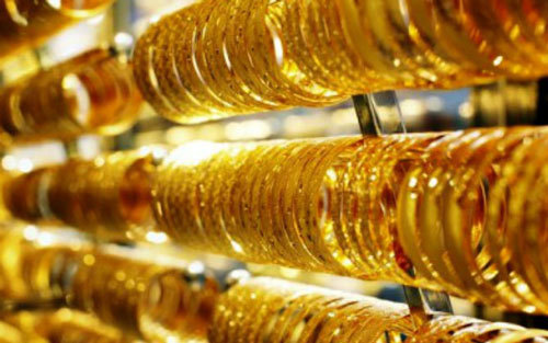 Giá vàng hôm nay 18-9, chao đảo trên đỉnh cao