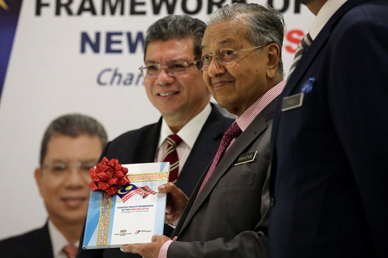 Malaysia kêu gọi phi quân sự hóa biển Đông