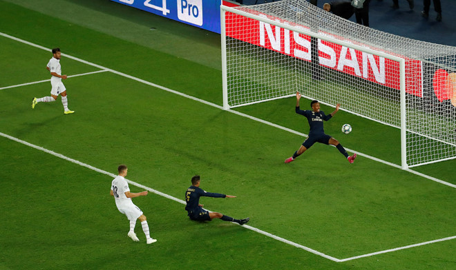 Di Maria tỏa sáng, PSG hạ gục Real Madrid